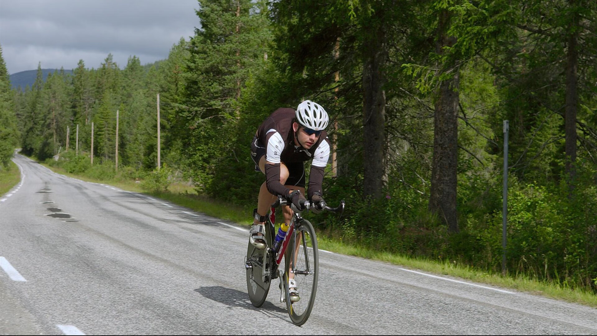 澳大利亚队前途光明！西亚卡姆新星夺冠表现突出观众掌声雷动